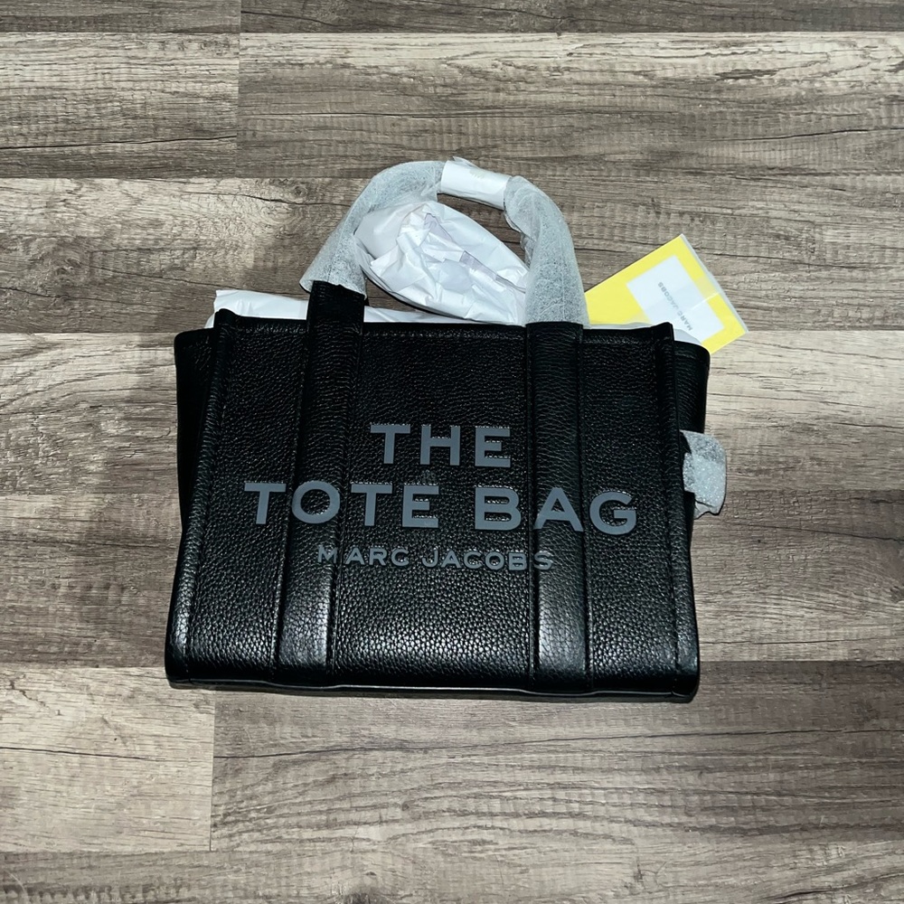 Marc Jacobs mini tote